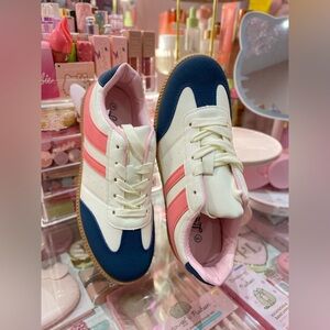 NEW BLUE AND PINK SAMBA LOOKING SHOES SZ 10 (fits a 9)